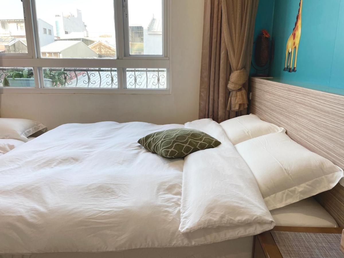 斑比bambi Hotell Tainan Exteriör bild